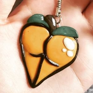 Hand-made clay Fruity Booty keychain